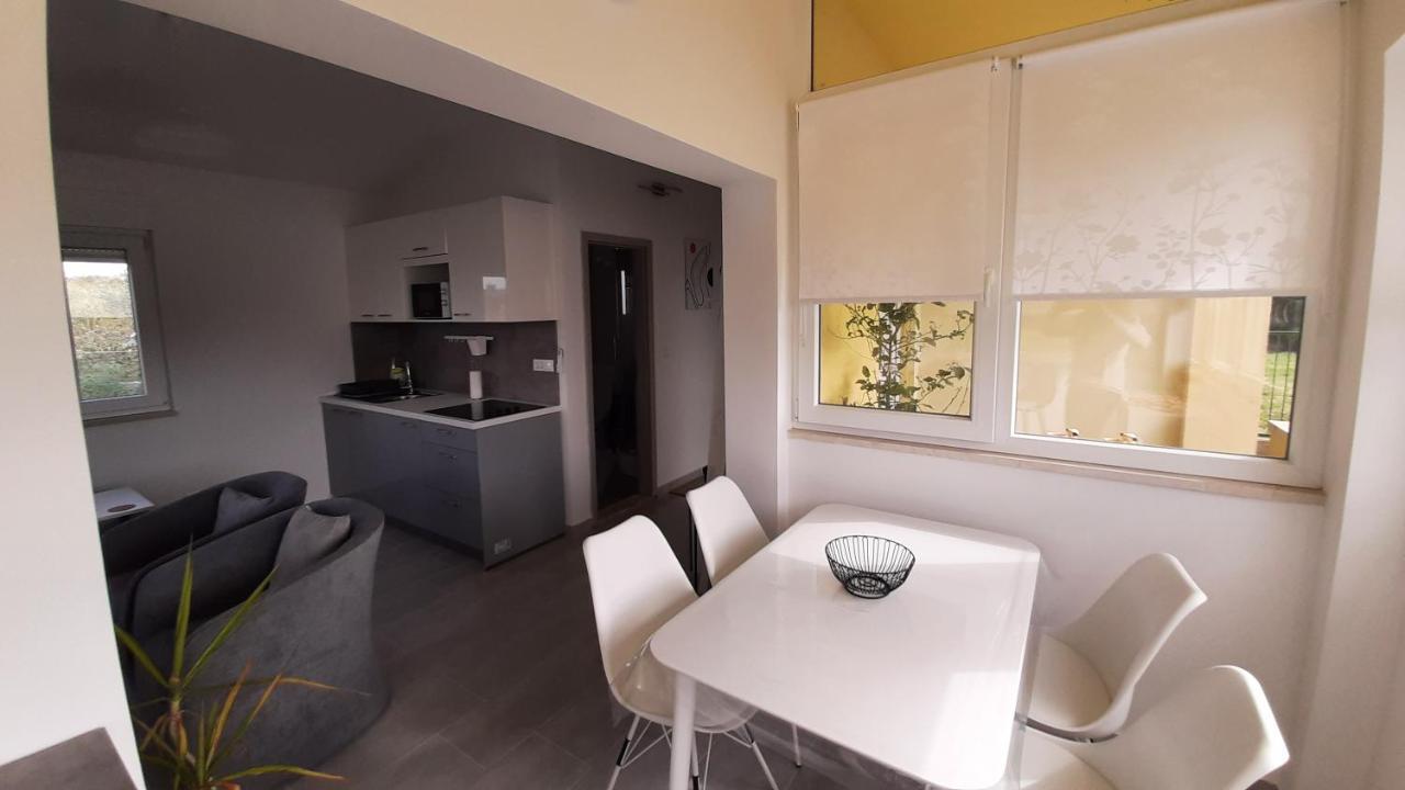 Holiday House Romi PUY Exterior foto